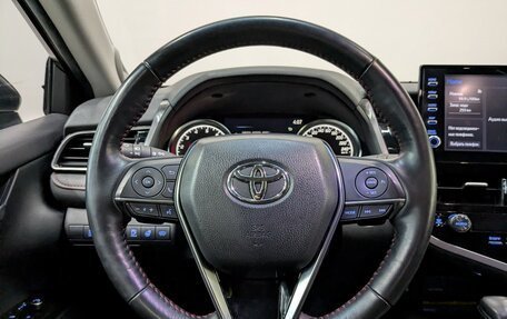 Toyota Camry, 2021 год, 4 095 000 рублей, 18 фотография