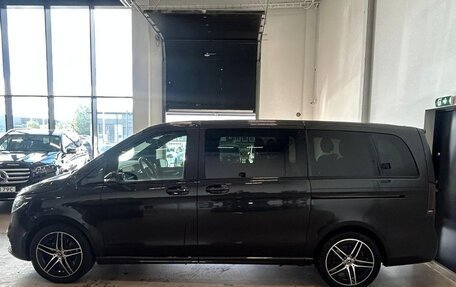 Mercedes-Benz V-Класс, 2025 год, 13 990 000 рублей, 2 фотография