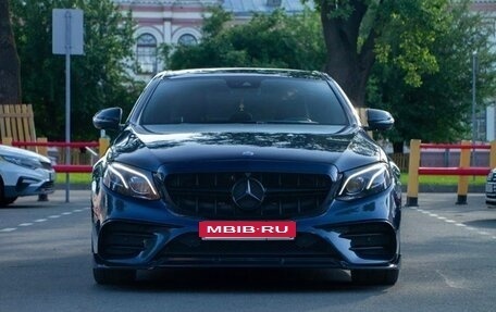 Mercedes-Benz E-Класс, 2016 год, 2 850 000 рублей, 1 фотография