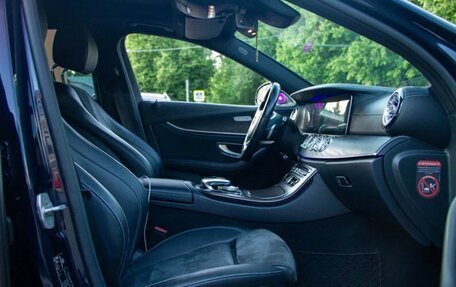 Mercedes-Benz E-Класс, 2016 год, 2 850 000 рублей, 8 фотография