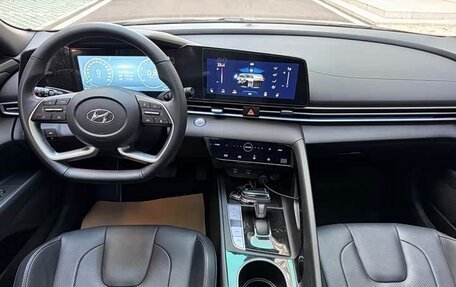 Hyundai Elantra, 2022 год, 1 193 000 рублей, 15 фотография