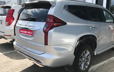 Mitsubishi Pajero Sport III рестайлинг, 2022 год, 3 990 000 рублей, 5 фотография