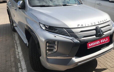 Mitsubishi Pajero Sport III рестайлинг, 2022 год, 3 990 000 рублей, 6 фотография