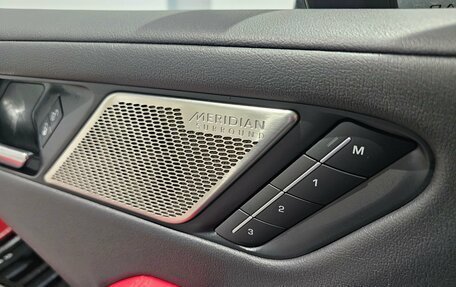 Jaguar I-Pace I, 2019 год, 3 499 000 рублей, 23 фотография