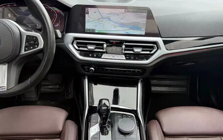 BMW 3 серия, 2022 год, 2 607 000 рублей, 10 фотография