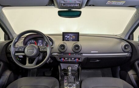 Audi A3, 2020 год, 2 900 000 рублей, 14 фотография