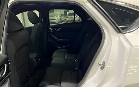 Mazda CX-4, 2022 год, 2 400 000 рублей, 10 фотография