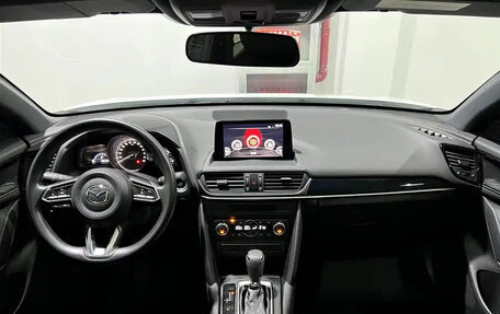 Mazda CX-4, 2022 год, 2 400 000 рублей, 12 фотография