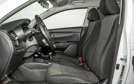 KIA Rio IV, 2018 год, 949 000 рублей, 6 фотография