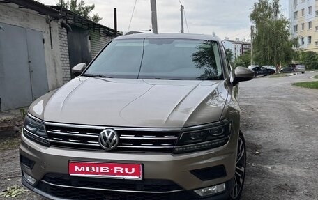 Volkswagen Tiguan II, 2017 год, 2 550 000 рублей, 1 фотография