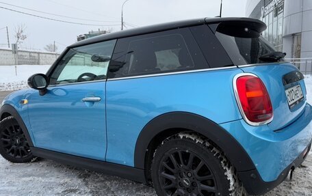 MINI Hatch, 2018 год, 1 750 000 рублей, 2 фотография