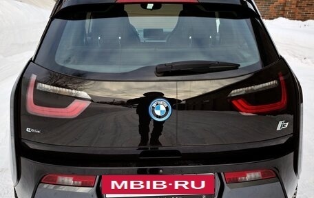 BMW i3 I01 рестайлинг, 2017 год, 2 500 000 рублей, 6 фотография