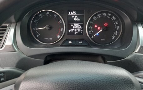 Skoda Rapid I, 2014 год, 700 000 рублей, 7 фотография