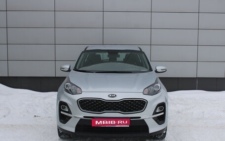 KIA Sportage IV рестайлинг, 2020 год, 2 376 000 рублей, 2 фотография