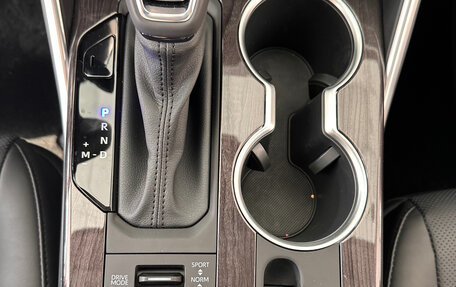 Toyota Highlander, 2025 год, 7 750 000 рублей, 13 фотография