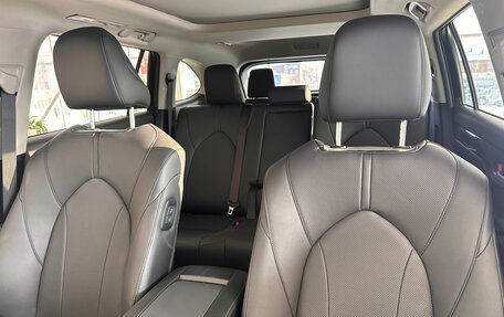 Toyota Highlander, 2025 год, 7 750 000 рублей, 10 фотография