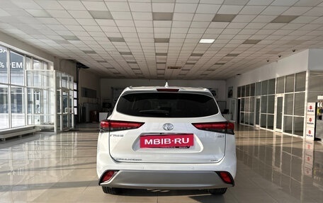 Toyota Highlander, 2025 год, 7 750 000 рублей, 5 фотография