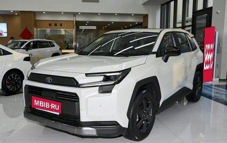 Toyota RAV4, 2025 год, 4 800 000 рублей, 3 фотография