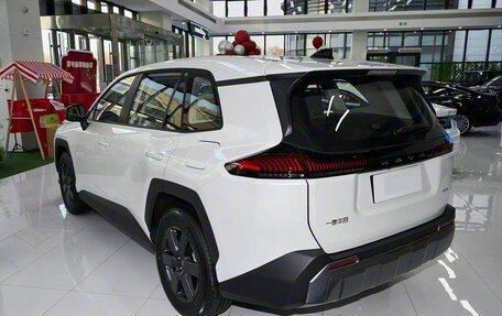 Toyota RAV4, 2025 год, 4 800 000 рублей, 5 фотография