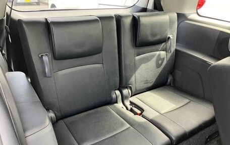 Toyota ISis I, 2013 год, 1 044 000 рублей, 19 фотография