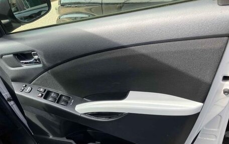 Toyota ISis I, 2013 год, 1 044 000 рублей, 15 фотография