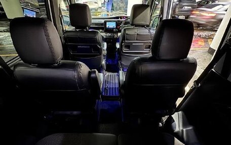 Honda Stepwgn IV, 2021 год, 2 350 000 рублей, 18 фотография