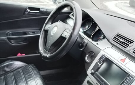 Volkswagen Passat B6, 2005 год, 550 000 рублей, 9 фотография