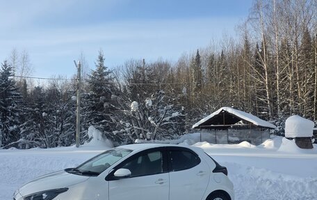 Toyota Yaris, 2020 год, 970 000 рублей, 5 фотография