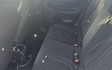 Toyota Yaris, 2020 год, 970 000 рублей, 13 фотография