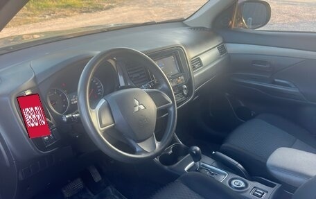 Mitsubishi Outlander III рестайлинг 3, 2012 год, 1 190 000 рублей, 7 фотография