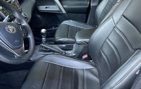 Toyota RAV4, 2013 год, 1 900 000 рублей, 6 фотография