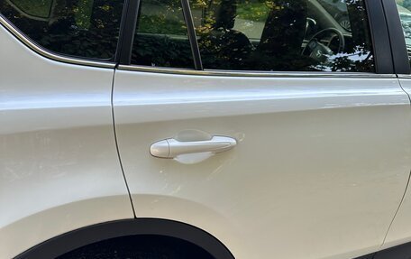 Toyota RAV4, 2013 год, 1 900 000 рублей, 9 фотография