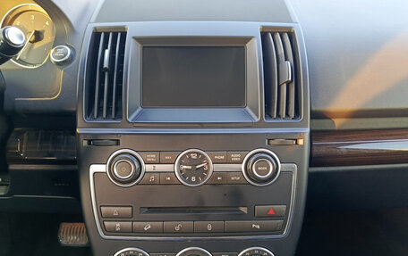 Land Rover Freelander II рестайлинг 2, 2014 год, 1 800 000 рублей, 19 фотография