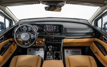 KIA Carnival, 2021 год, 3 300 000 рублей, 9 фотография