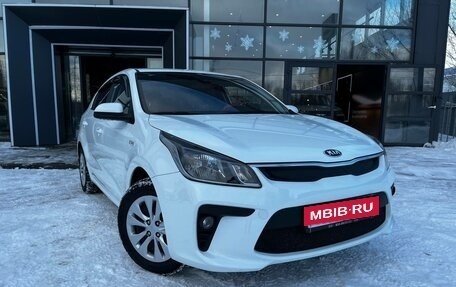 KIA Rio IV, 2018 год, 1 270 000 рублей, 3 фотография