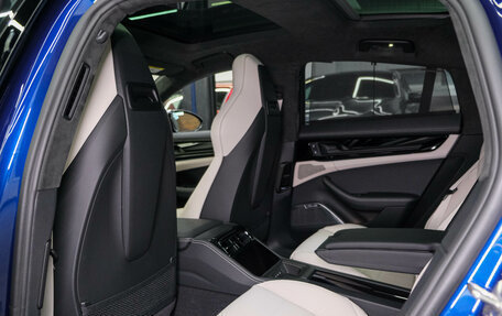 Porsche Panamera, 2025 год, 27 655 524 рублей, 34 фотография