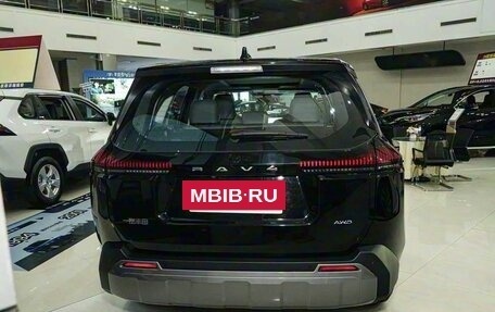 Toyota RAV4, 2025 год, 4 800 000 рублей, 7 фотография