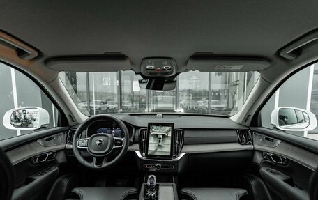 Volvo XC90 II рестайлинг, 2025 год, 14 000 000 рублей, 15 фотография