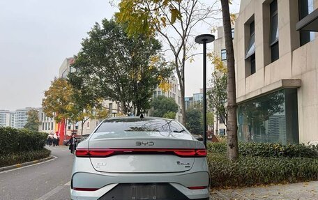 BYD Qin, 2025 год, 2 000 000 рублей, 3 фотография