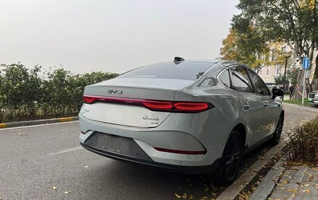 BYD Qin, 2025 год, 2 000 000 рублей, 2 фотография