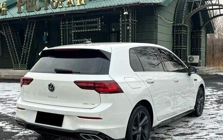 Volkswagen Golf VIII, 2022 год, 2 012 000 рублей, 5 фотография