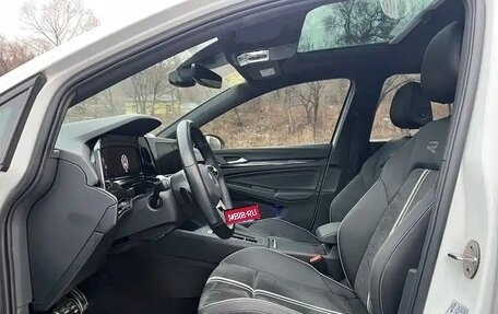 Volkswagen Golf VIII, 2022 год, 2 012 000 рублей, 7 фотография