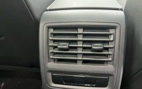 Volkswagen Golf VIII, 2022 год, 2 012 000 рублей, 13 фотография