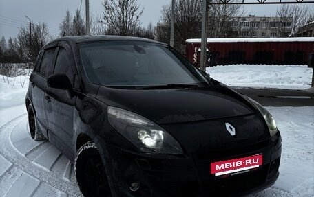 Renault Scenic III, 2010 год, 880 000 рублей, 2 фотография