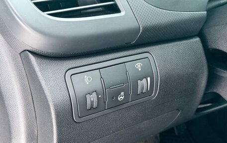 Hyundai Solaris II рестайлинг, 2015 год, 1 100 000 рублей, 10 фотография