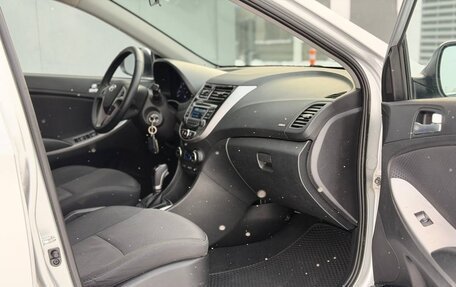 Hyundai Solaris II рестайлинг, 2015 год, 1 100 000 рублей, 14 фотография