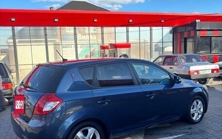 KIA cee'd I рестайлинг, 2010 год, 715 000 рублей, 2 фотография