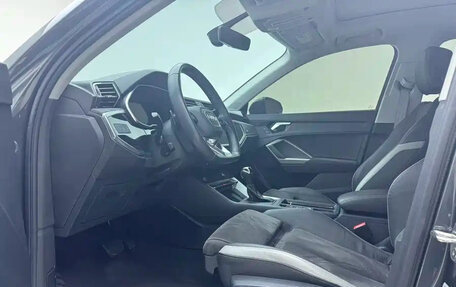 Audi Q3, 2021 год, 2 130 000 рублей, 7 фотография