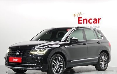 Volkswagen Tiguan II, 2022 год, 3 990 548 рублей, 1 фотография