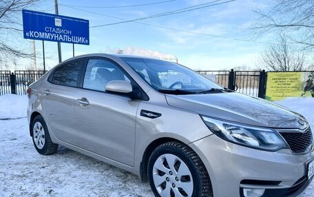 KIA Rio III рестайлинг, 2015 год, 955 000 рублей, 1 фотография